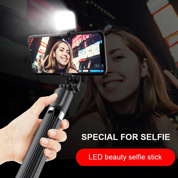 Multifunctional Q07 Selfie Stick &amp; Tripod