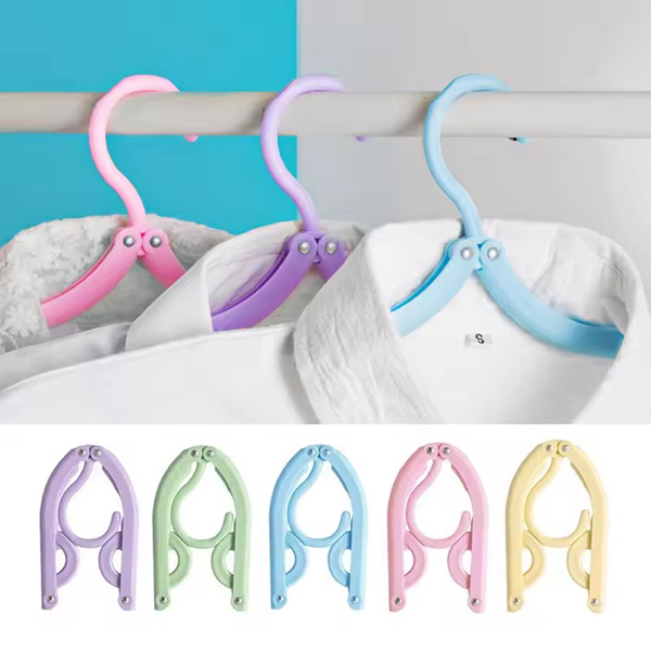 Travel Folding Clothes Hanger (2 PCS)