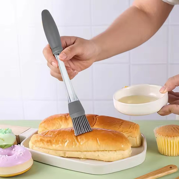 Heat Resistant Silicone Oil Tube Brush